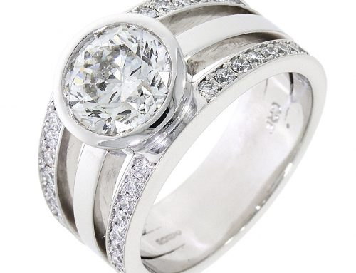 SHOWCASE: Diamond & Platinum cocktail/ Engagement Ring